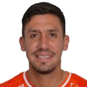R. González