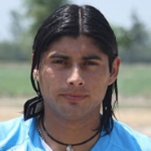 A. González